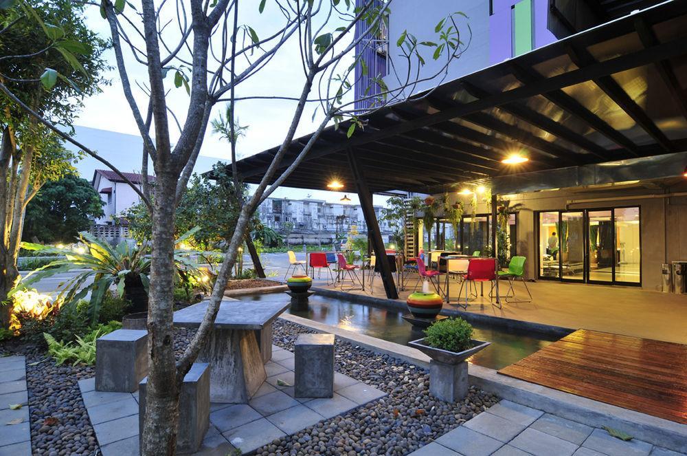 @24Boutique Hotel Накхонситхаммарат Экстерьер фото